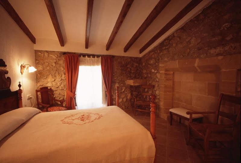 Hotel De Lluc 4*